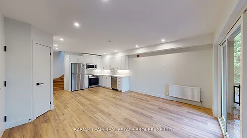 238 Jane St #302 Photo 1