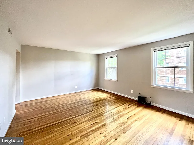 2207 Washington Ave #201 — Photo 6