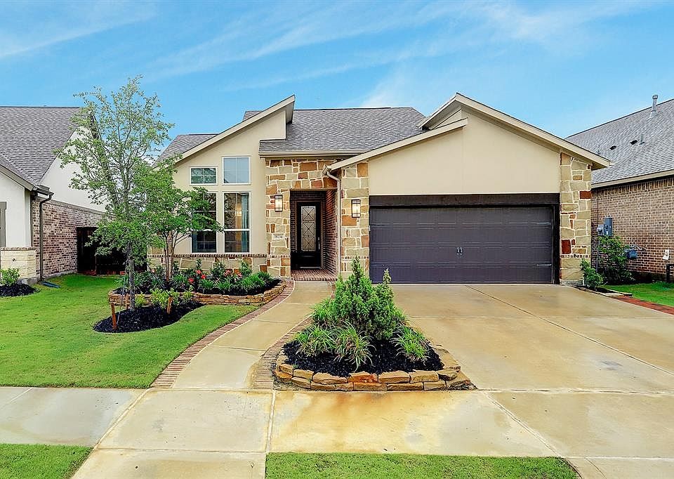 1st image of 18734 Penn Farm Dr