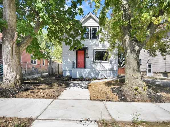 423 Madeline St, Joliet, IL 60436