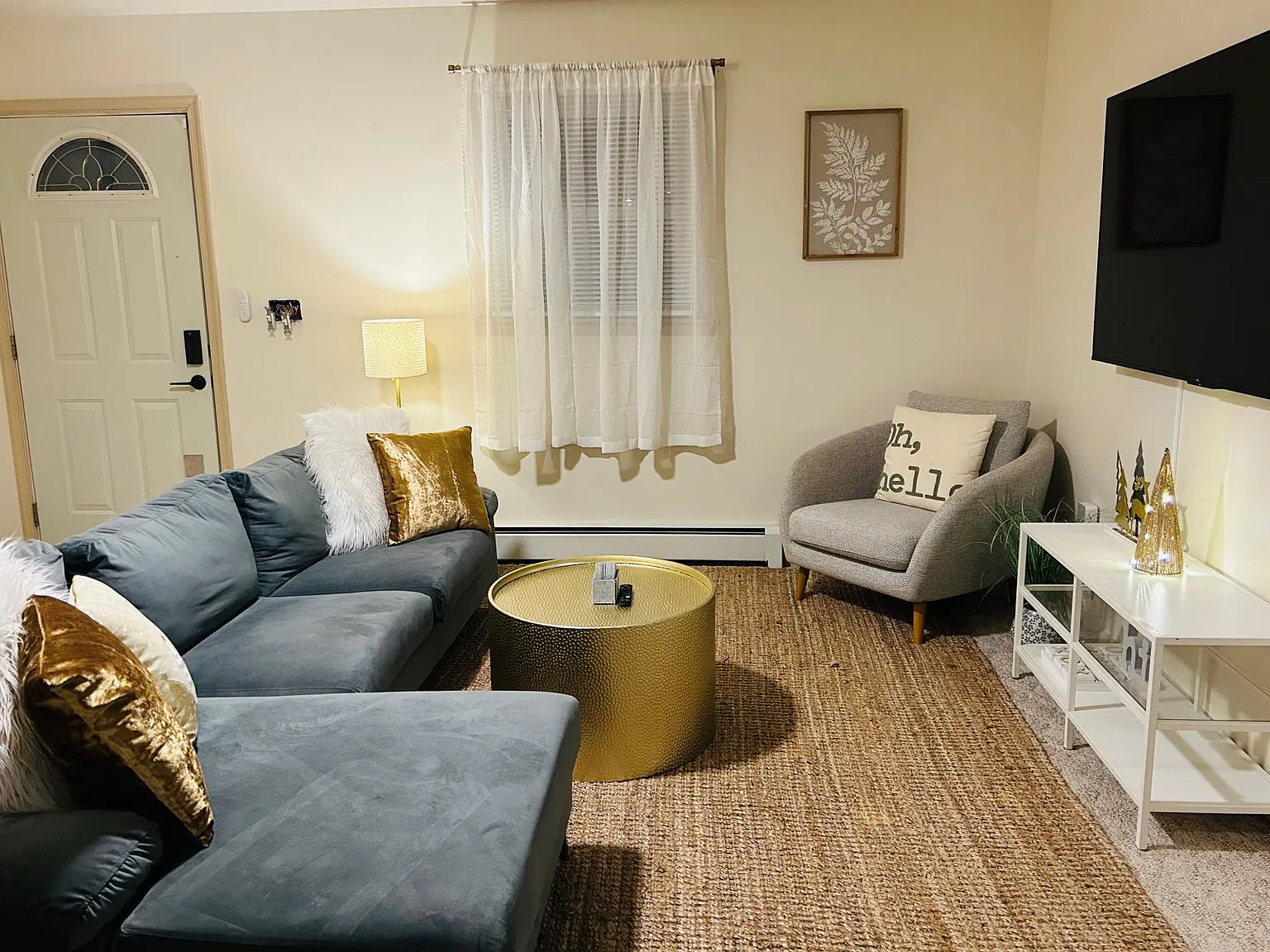 1 bed, 900 sqft, $1,650 — Photo 2