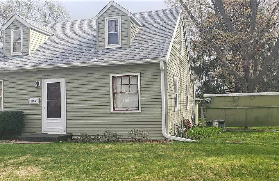 1st image of 1620 Paradise Blvd