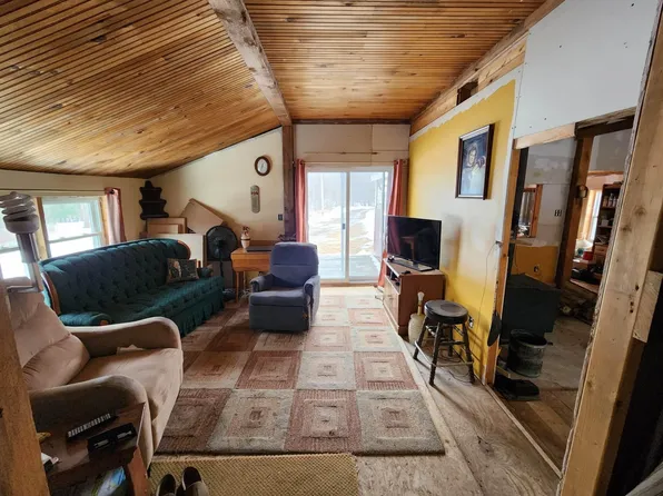 262 Lander  Road Road, Parkman, ME 04443