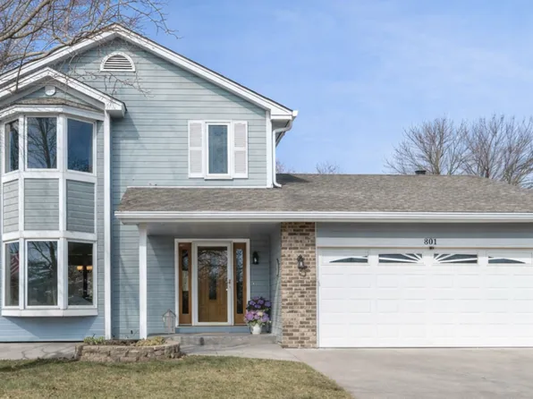 801 Gramsey Pl, Burnsville, MN 55306