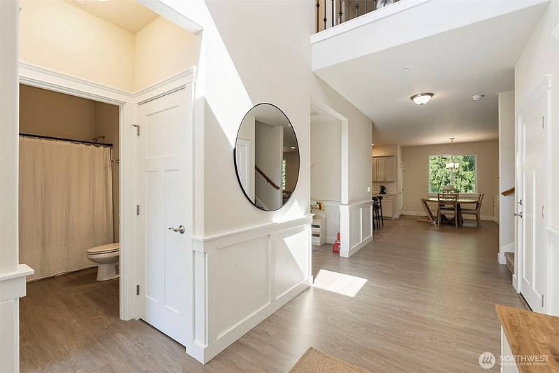 3rd image of 7617 Deschutes Woods Court SE