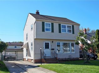 376 E 324th St, Willowick, OH 44095