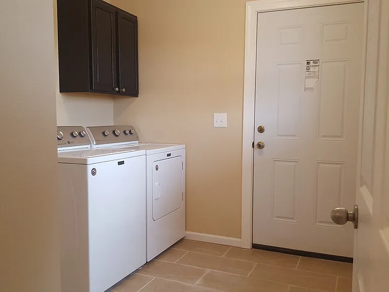 3817 Kensington Pl — Photo 10