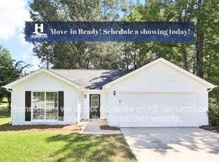 100 Waters Edge Dr, Locust Grove, GA 30248