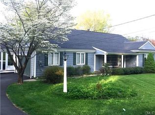 28 Boulevard, Newtown, CT 06470