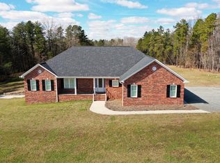 1096 Chestnut Rd, Nathalie, VA 24577