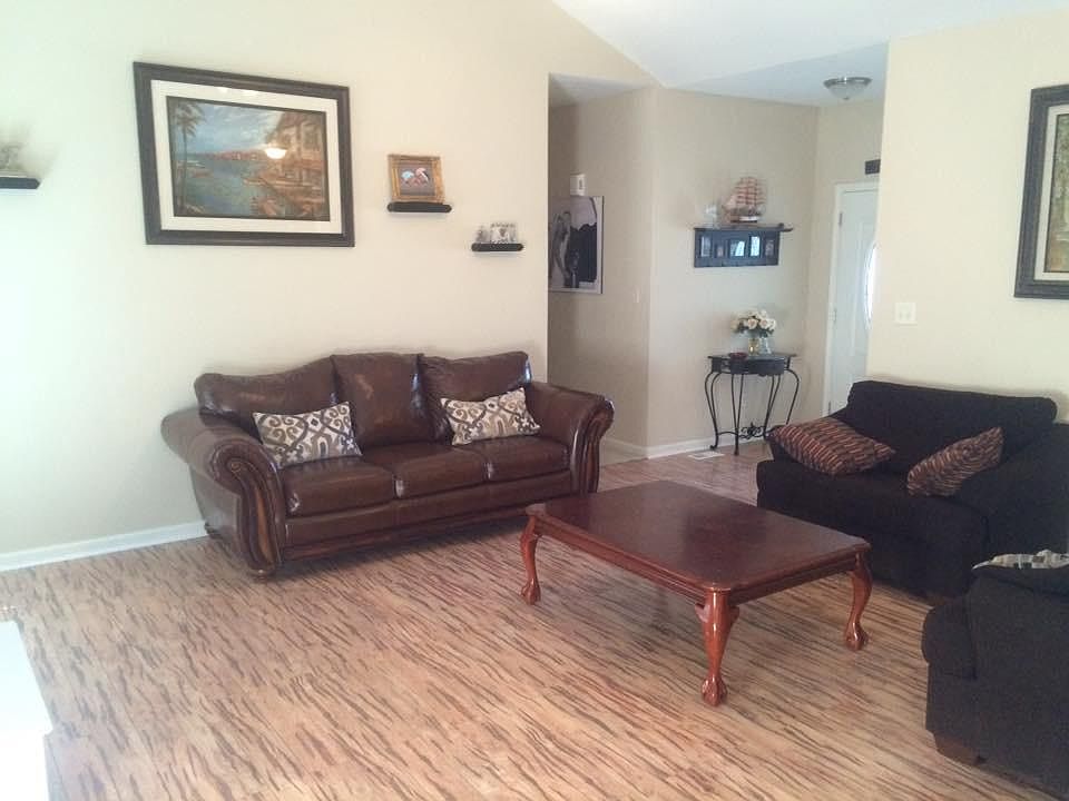 2nd image of 158 Omaha Dr