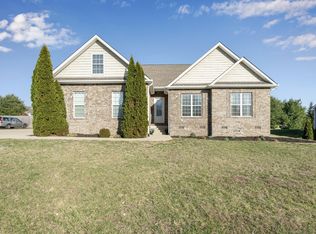 1145 Everwood Dr, Ashland City, TN 37015