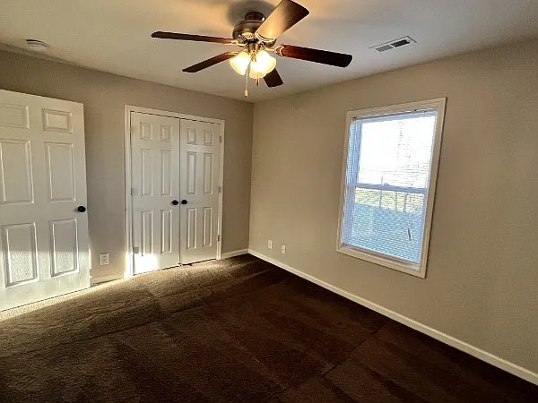 533 Patriot Park Ct #C — Photo 9