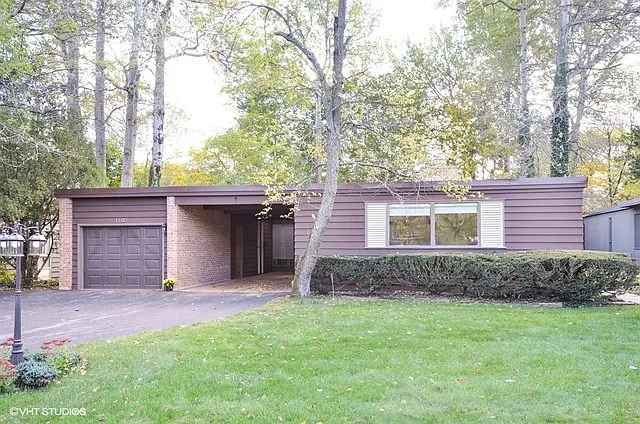 1180 Terrace Ct photo 1