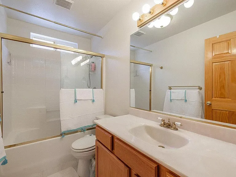 11355 Northwoods Blvd — Photo 19