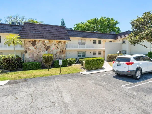 12003 Poinciana Boulevard #205, Royal Palm Beach, FL 33411