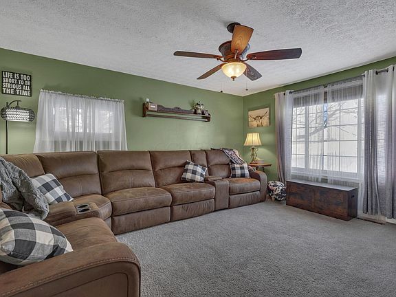 5th image of 760 Lake Rd SE