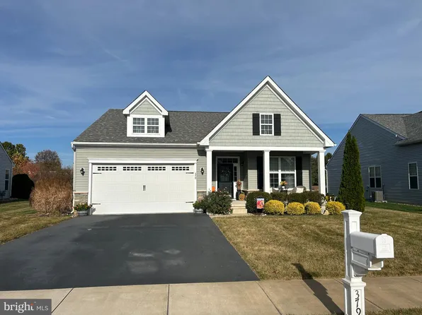 379 Augusta National Dr, Magnolia, DE 19962
