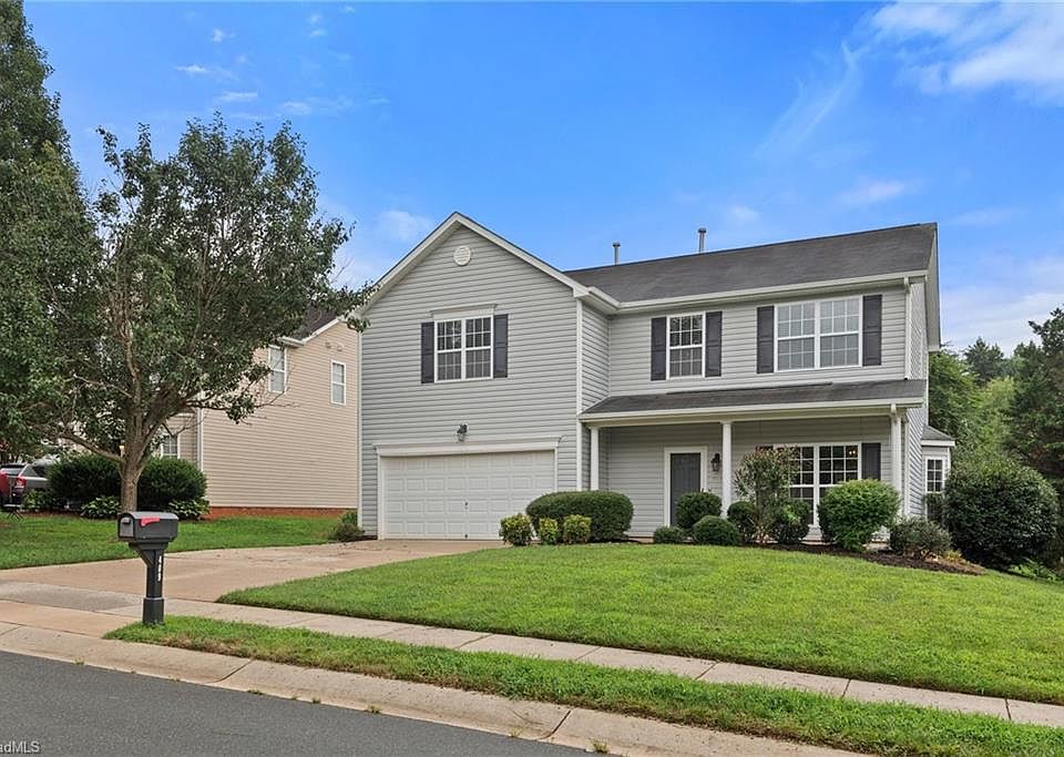 1st image of 409 Sunland Dr