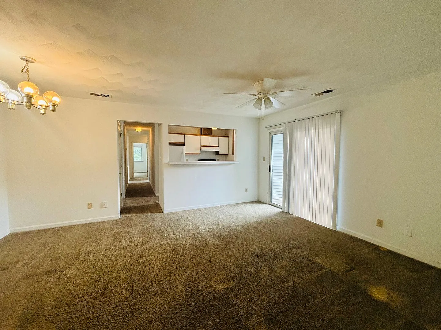 4 Bedroom 2 Bath Condo — Photo 3