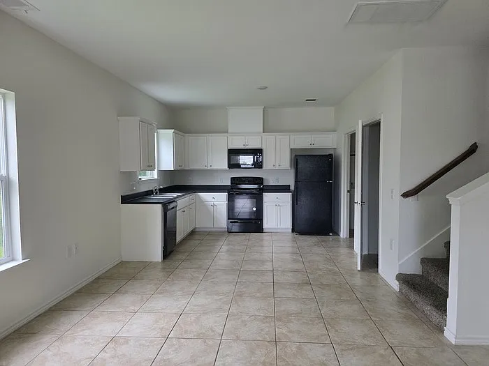 6102 White Oak Dr — Photo 5