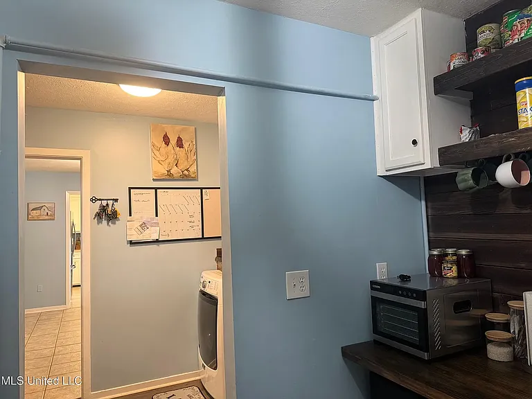 89 Twin Oaks Dr — Photo 16
