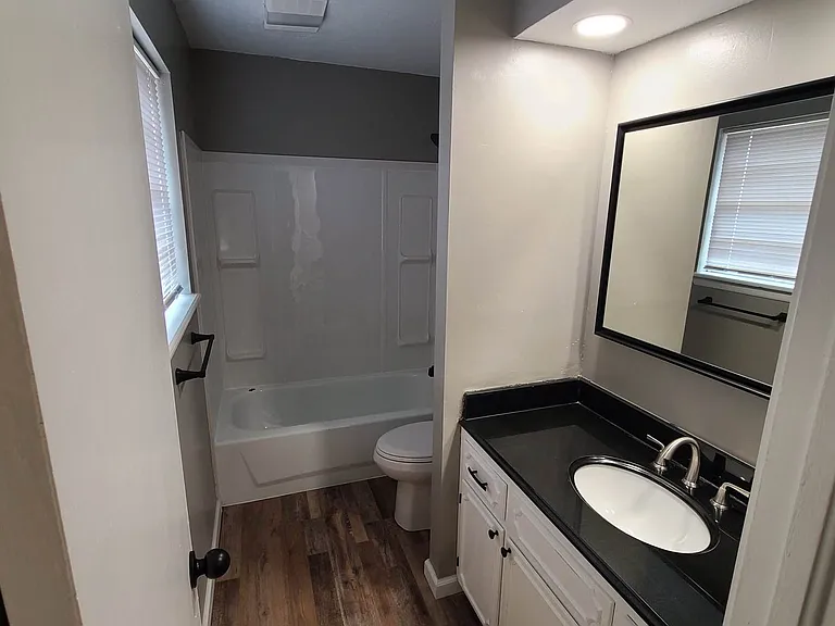 4300 Wynnewood Dr #2 — Photo 11