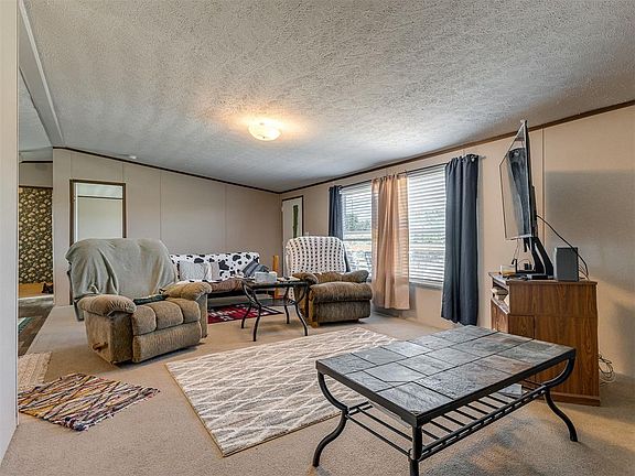 4th image of 320 Nelms Dr
