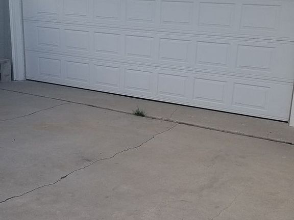 4th image of 3424 Lime Ave #3424
