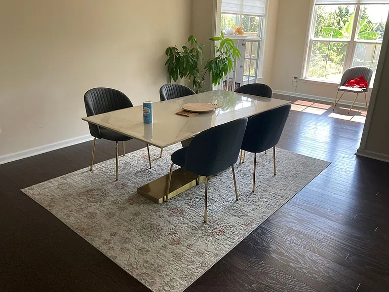 317 Aintree Ave — Photo 38