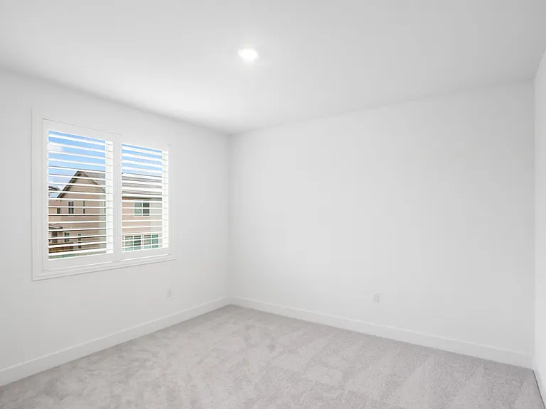 Upstairs Bedroom 4