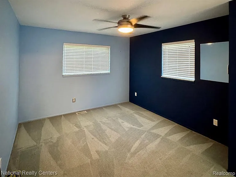 34528 Hawke Dr — Photo 13
