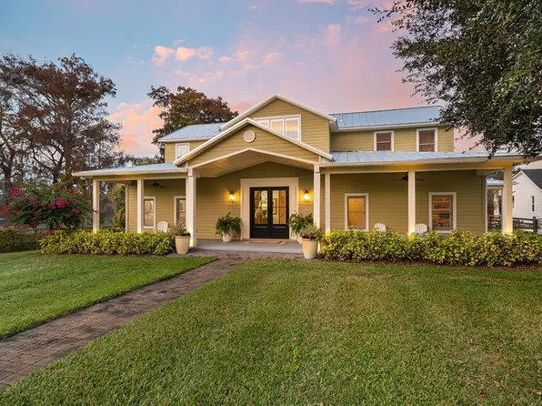 520 Lake Mills Rd, Chuluota, FL 32766