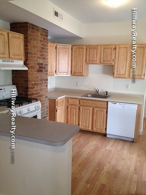 2nd image of 143 Princeton St APT 2
