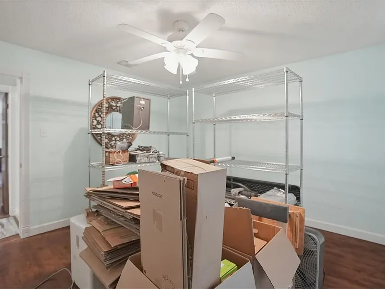 6826 Sahara Dr — Photo 28