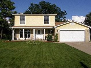 2475 Dorfield Dr, Rochester Hills, MI 48307