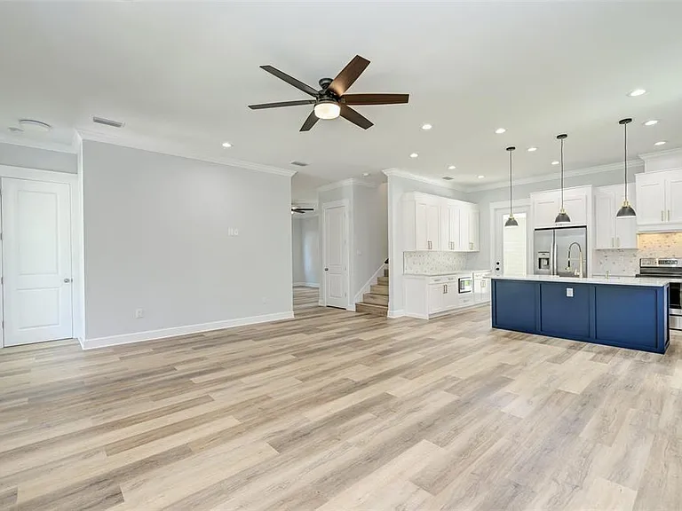 506 E Mohawk Ave — Photo 10
