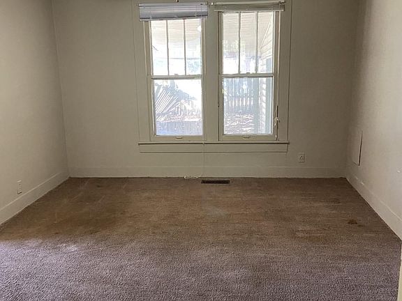 2nd image of 1702 Wheeler St