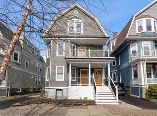 122 Highland Rd #2, Somerville, MA 02144
