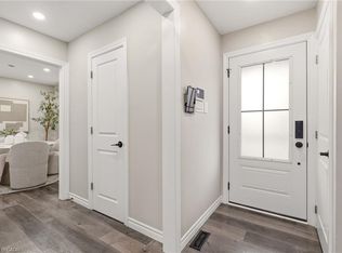 1191 Limeridge Rd E, Hamilton, ON L8W 1E9
