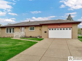 20 Post Rd, Williamsville, NY 14221