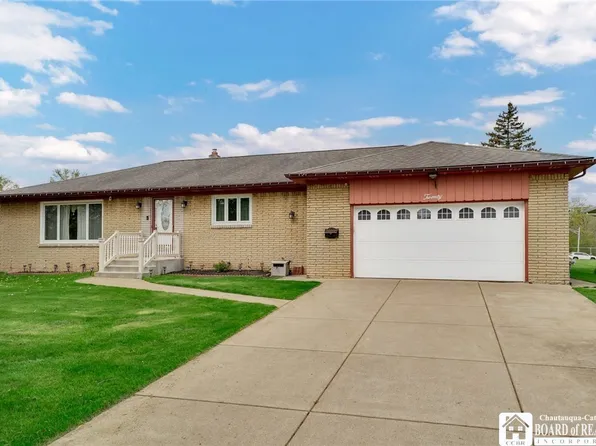 20 Post Rd, Williamsville, NY 14221