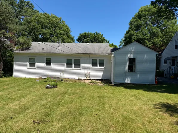 95 Britton Rd, Rochester, NY 14612