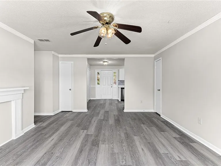 121 Mark Twain Cir — Photo 10