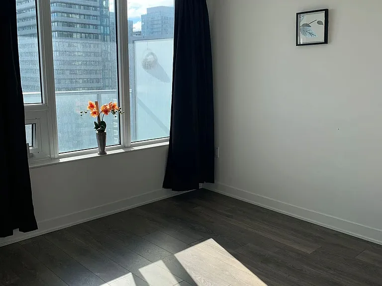 195 Redpath Ave #2806 — Photo 5