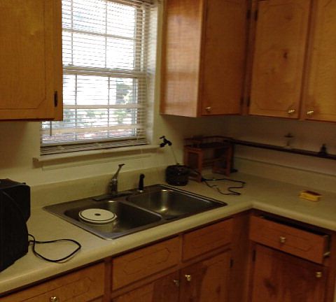 5th image of 836 Dillon Ave NW