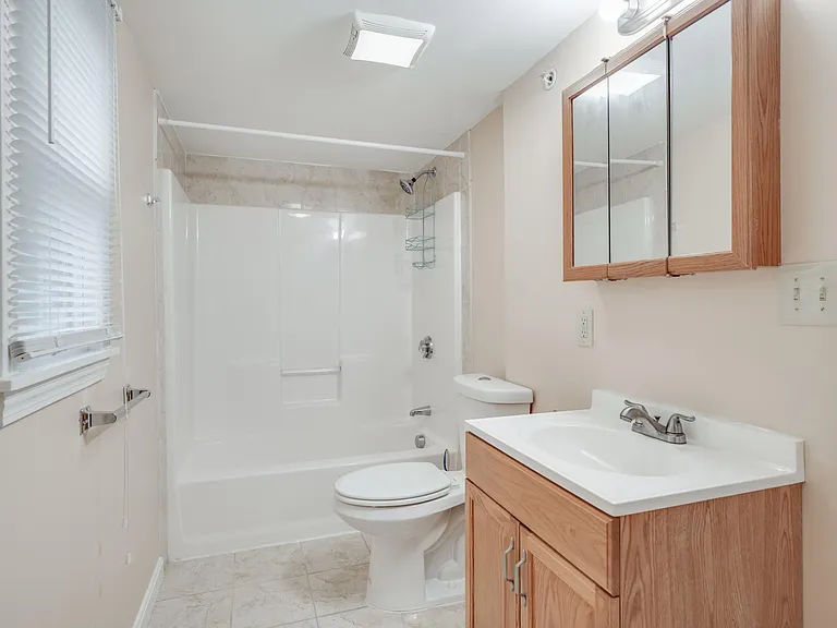 148 Brook Rd #2 — Photo 22