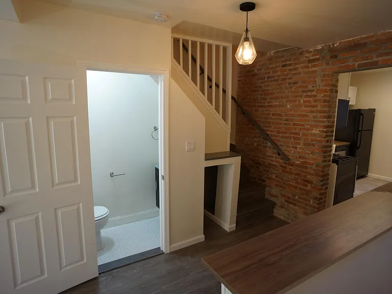 907 Lemmon St — Photo 10