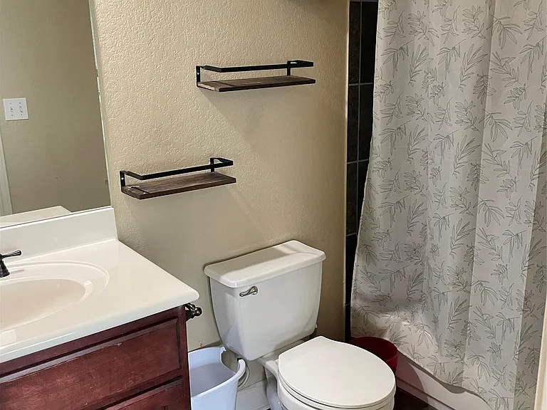 7609 Covered Bridge Dr — Photo 20