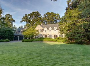 54 S Rose Rd, Memphis, TN 38117